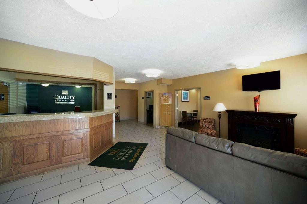 Quality Inn & Suites Springfield Main image 2